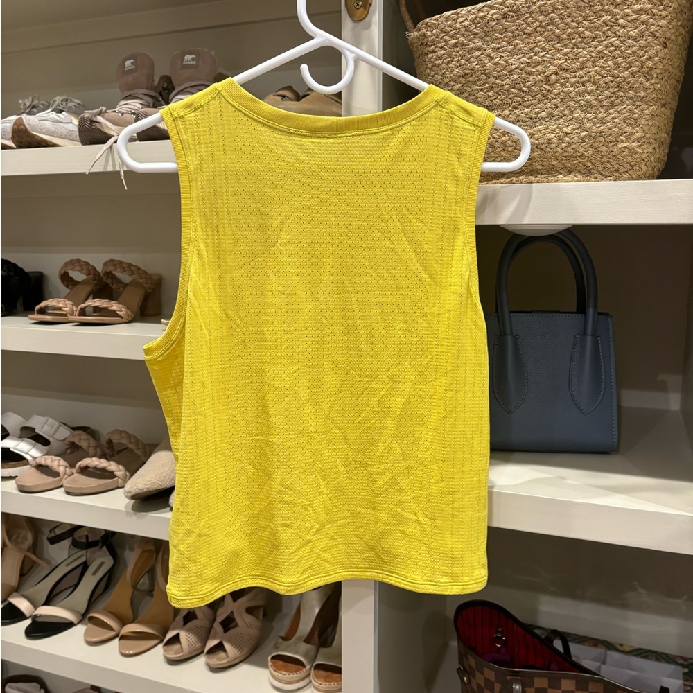 Lululemon women’s mustard yellow tank top